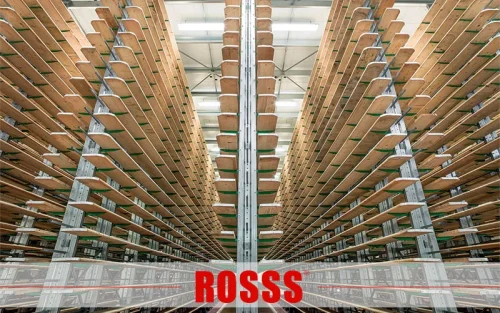 Sicurezza delle scaffalature in magazzino: il ruolo dell’antisismica