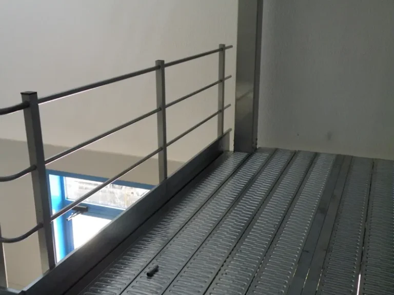 Railing