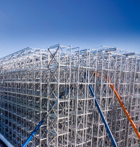 Self-supporting shelving