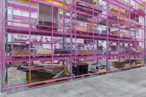 Protezioni per scaffalature metalliche: cosa sono e a cosa servono